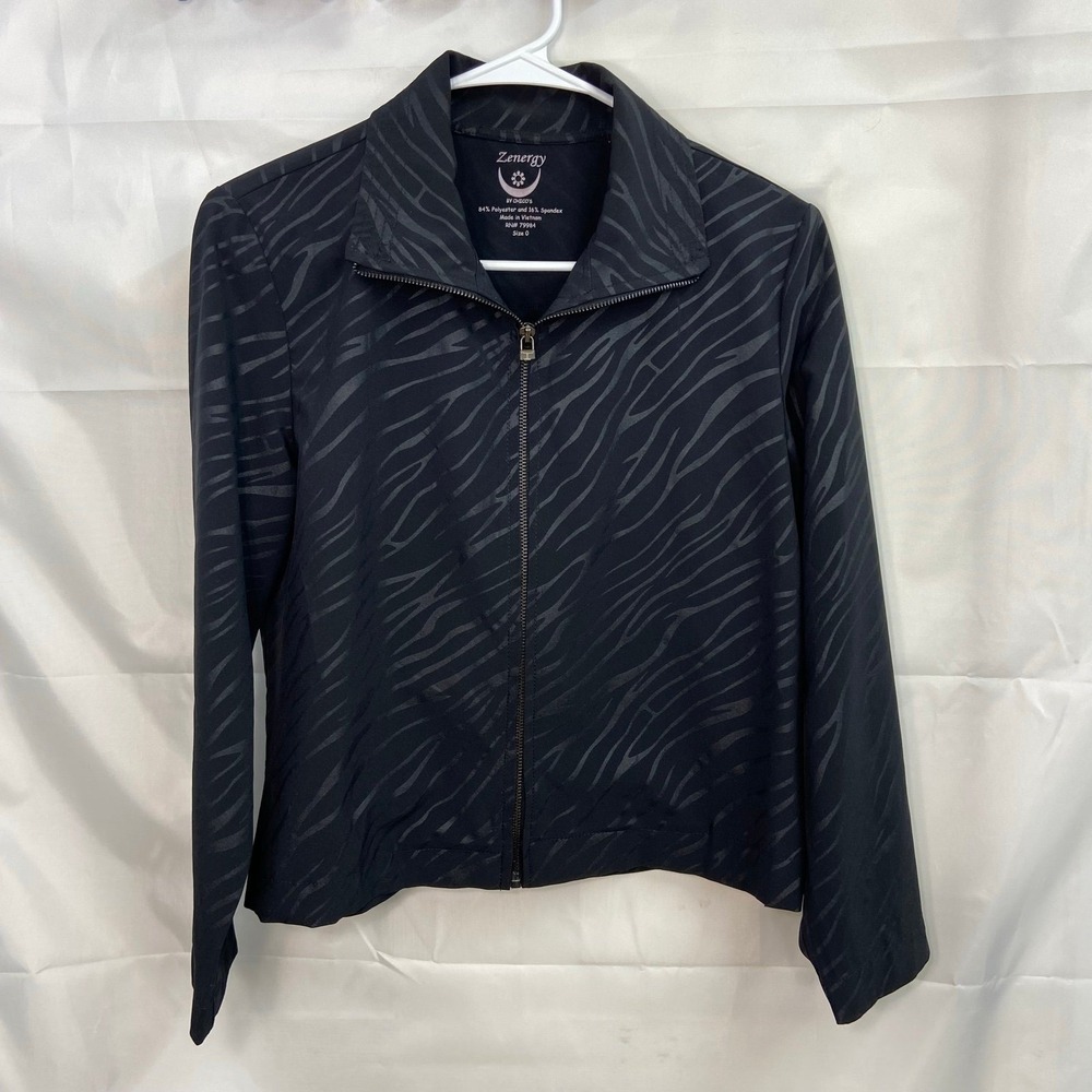 Zenergy Chico's black zebra animal print full zip cropped windbreaker jacket 4